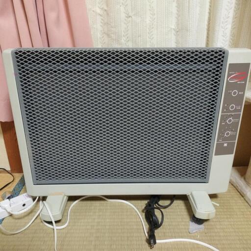 遠赤外線ヒーター　アーバンホット