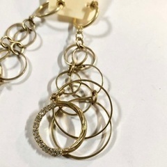 新品 未使用 SARA イヤリング イエロー ゴールド アクセサリーの画像