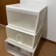 またまたプラスチックケースお譲りします