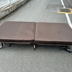SALE‼️￥4400(税込) シングル　折りたたみ　ベッド