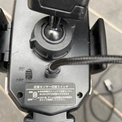 カシムラ 車載qi 充電器の画像