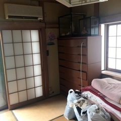 家の中にある家具、家電を無料であげます。