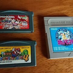 ゲームボーイアドバンスSP+カセット【ポケモン青】【スーパーマリオ】【ベイブレード2002】の画像