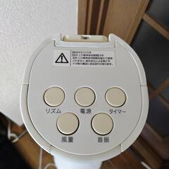 タワー型扇風機の画像