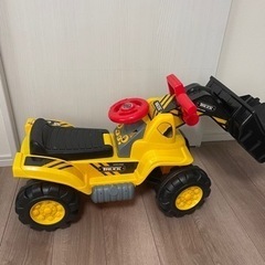 乗用玩具　ブルドーザー　足こぎ　8月中にの画像