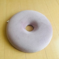 【無料】円座クッション　ドーナツ型クッション　ピンク