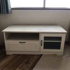 テレビ台の画像