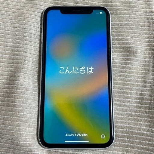 iPhone XR ホワイト SIMロック解除済み 128GB 背面割れあり
