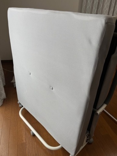 【使用わずか1日】シングルベッド