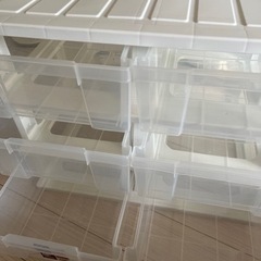 アイリスオーヤマ押し入れチェスト　1500円の画像