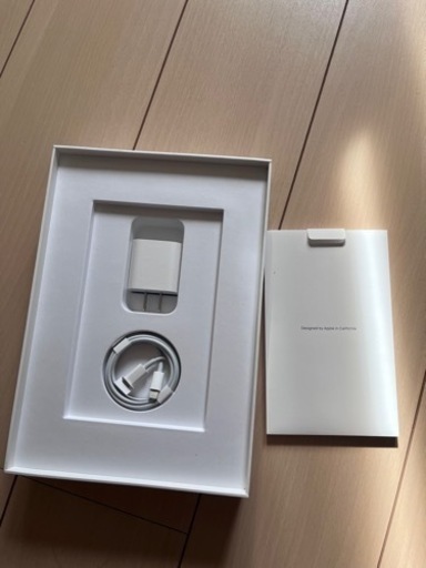 iPad 第9世代 64GB WiFiモデル シルバー