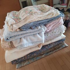 布団を汚して交換したい方、お使いください。
