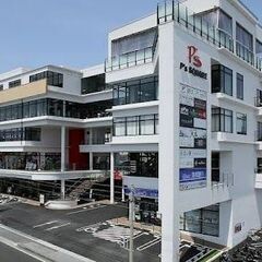 【1名限定】昨年3月に開店したばかりの新築オフィスで一緒に働きませんか！？の画像