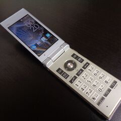 【4Gガラホ au MARVERA マーベラ KYF35 パール...