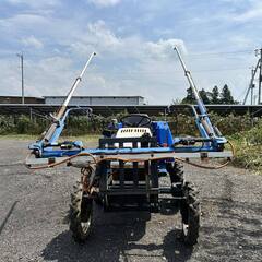ブームスプレーヤ イセキスプレー機 消毒散布機 噴霧器 ISEKI IBS-300 4WS の画像