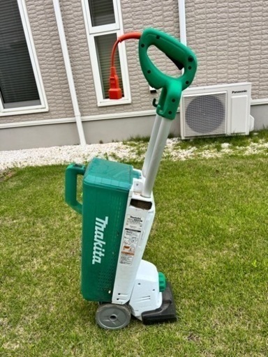 マキタ芝刈り機【取引中】