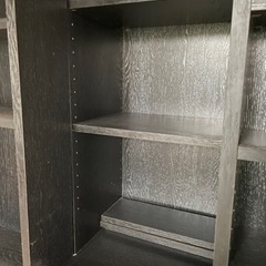 たくさん収納できる本棚、棚の画像