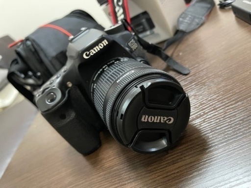 Canon EOS 70D デジタル一眼　美品　おまけ付き
