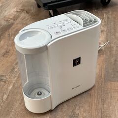 気化式加湿器（シャープ）