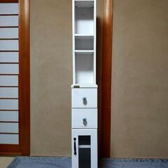 すき間家具　