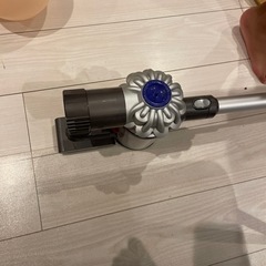 ダイソン　掃除機　充電コード不足