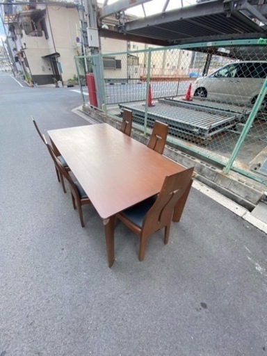 ?ダイニングテーブル5人掛け✅設置込み?配達可能です。
