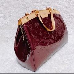 ルイヴィトン 2way ハンドバッグ モノグラムヴェルニ ブレアMM/ルージュフォーヴィスト/保存袋、ショルダーストラップ付きの画像