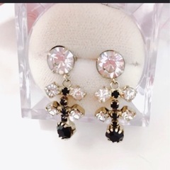 キラキラビジュー ネックレス&イヤリングまとめての画像