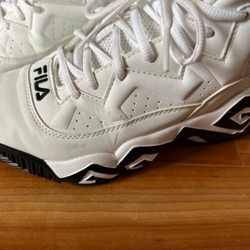 FILA MBスニーカー27cm