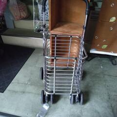 ストパー付き物入れ手押し車の画像