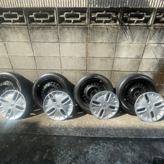 【決まりました】平成29年式日産キューブ純正タイヤ・ホイールの4...