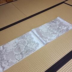 帯の画像