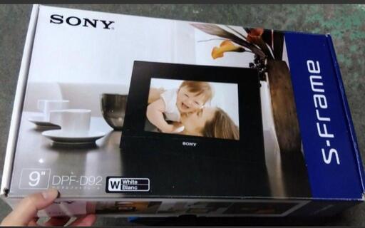 SONY DPF-D92(W)　ソニー　デジタルフォトフレーム　9型