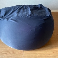 無印良品　ビーズクッションネイビー美品