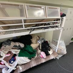 ２段ベット　2つ　差し上げますの画像