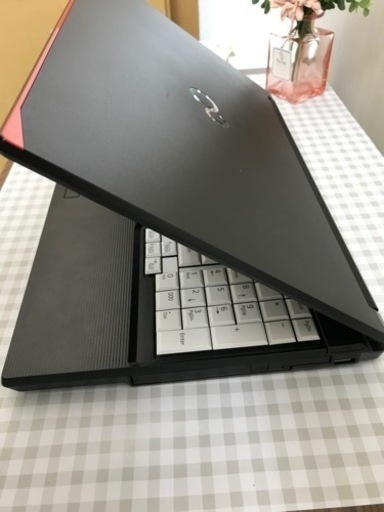 【中古】FUJITSU ノートパソコン　Windows11