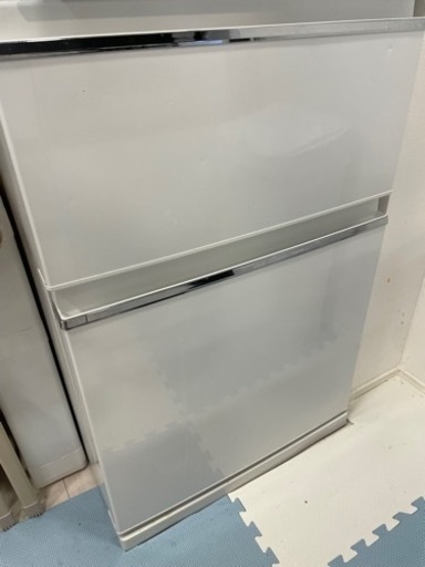 三菱冷蔵庫　2017製　美品　MR-CX37A-W 365L