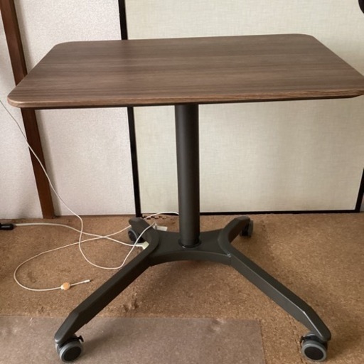 昇降式デスク
