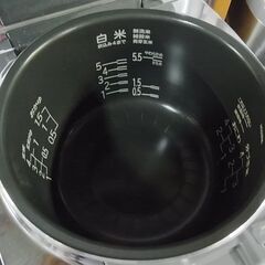 日立　IHジャー炊飯器　ふっくら御膳　RZ-AW3000M　5.5合　圧力スチーム炊き　メタリックレッド　2019年製