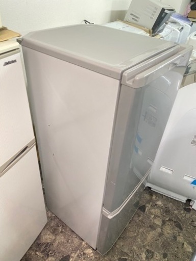 北九州市内配送無料　保証付き　三菱電機 MITSUBISHI ELECTRIC MR-P15Z-S [冷蔵庫 （146L 右開き） 2