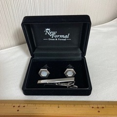 日本製　真鍮　白蝶貝のカフスとピン