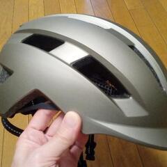 【お取引先決まりました】自転車　大人用ヘルメット　58-62cm...