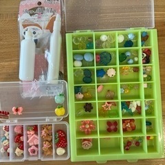ビーズ💜デコパーツなど🩷まとめて