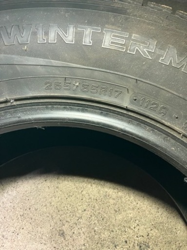 スタッドレスタイヤ　265/65r17 4本セット
