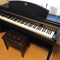 クラビノーバ　電子ピアノと椅子付き