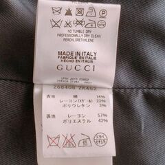 Gucci テーラードジャケット ベロアの画像