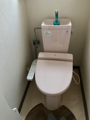トイレ　ウォシュレット