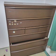 タンスの画像