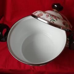 ★ レトロ　ホーロー鍋　18cm ★の画像