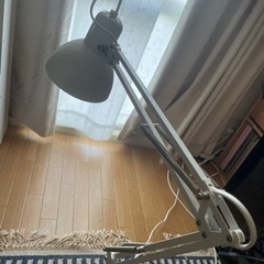 ikea デスクライト